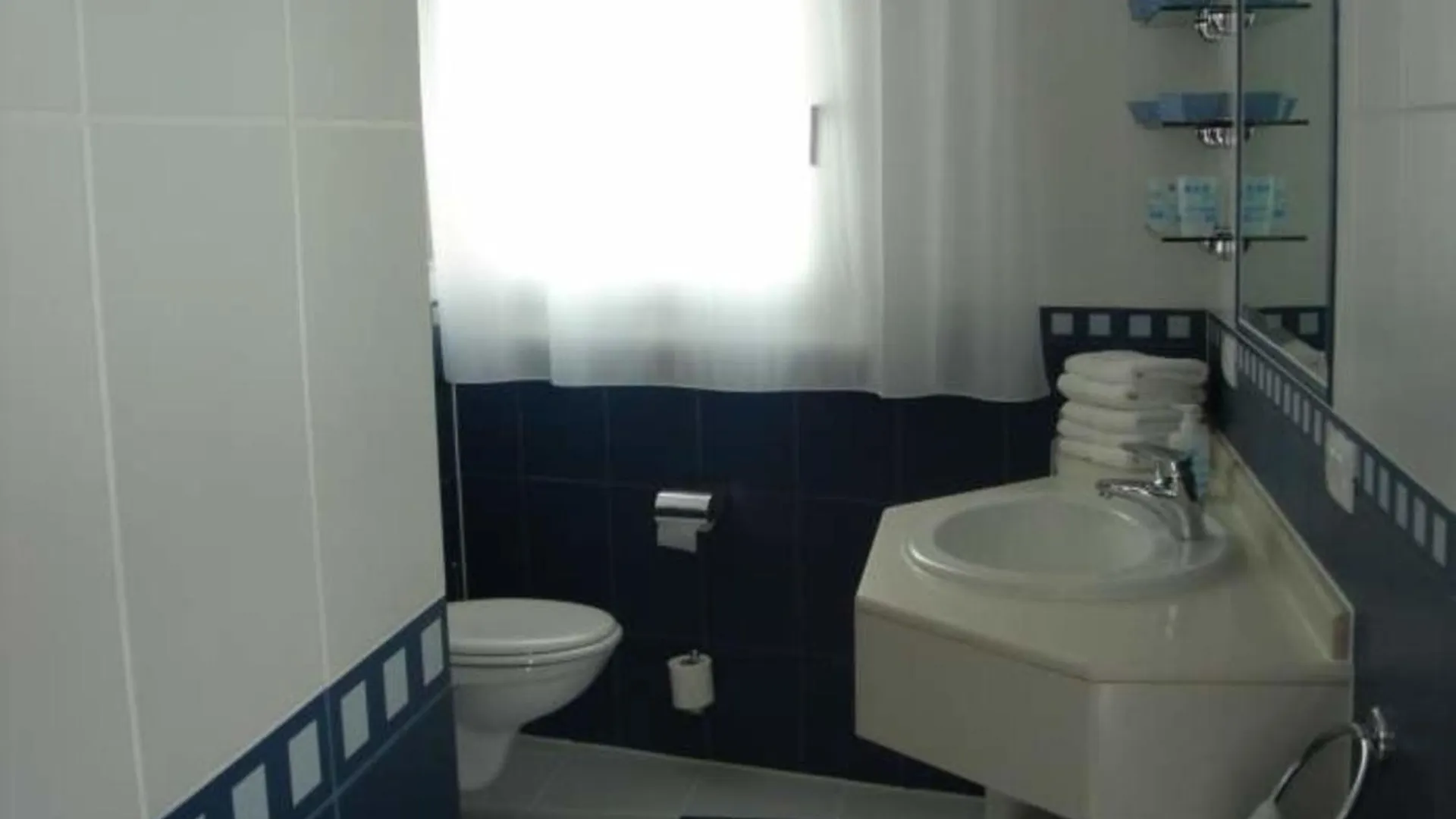 Apartment In Chayofa Mit Pool & Garten Spain